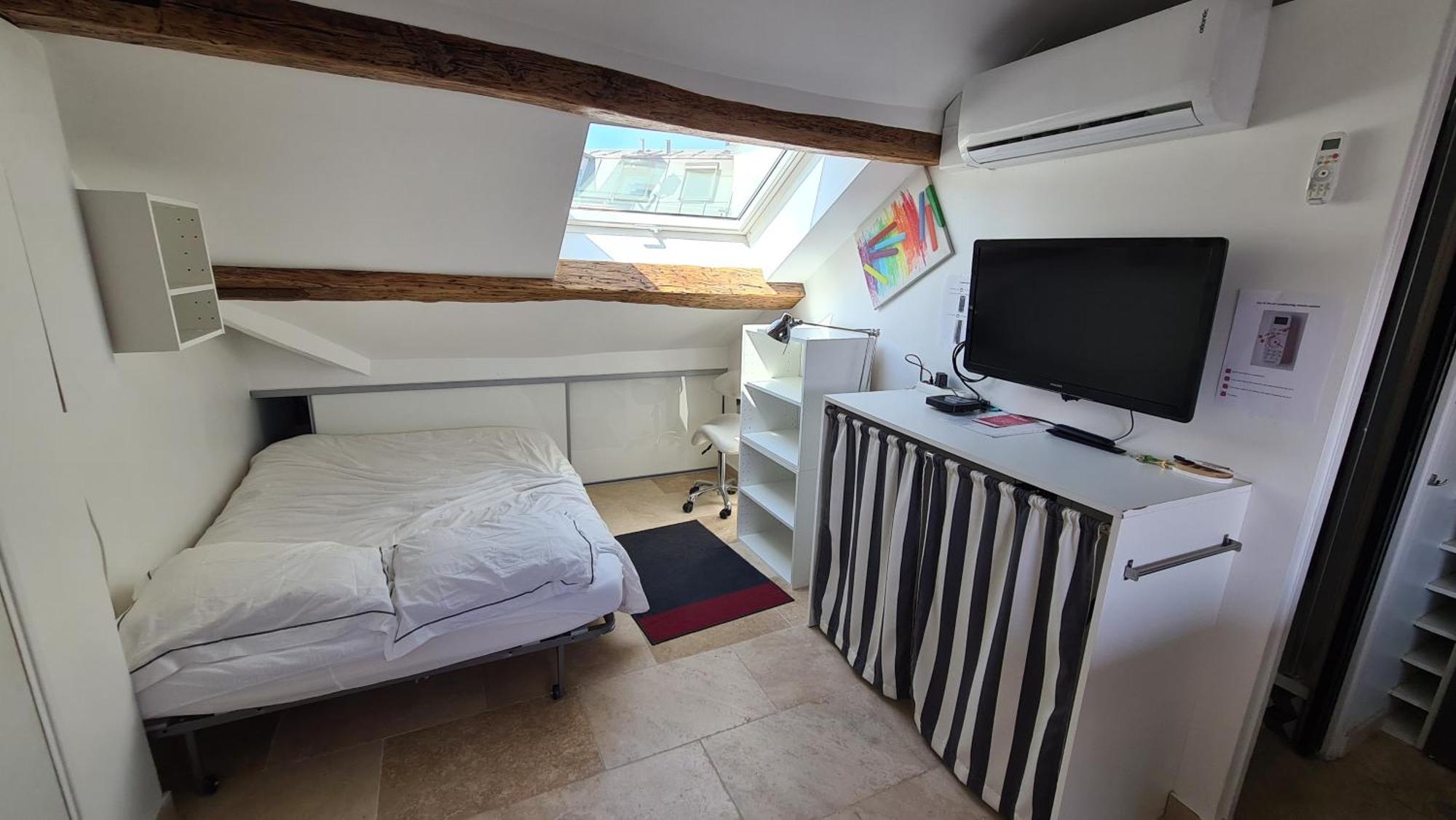 Appartement Coeur De Paris Avec Vue Sur Les Toits Εξωτερικό φωτογραφία