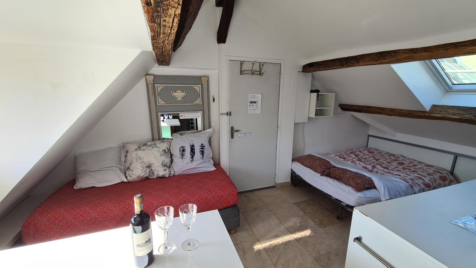Appartement Coeur De Paris Avec Vue Sur Les Toits Εξωτερικό φωτογραφία